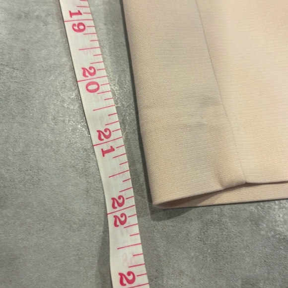 Capris - Picture 6 of 7